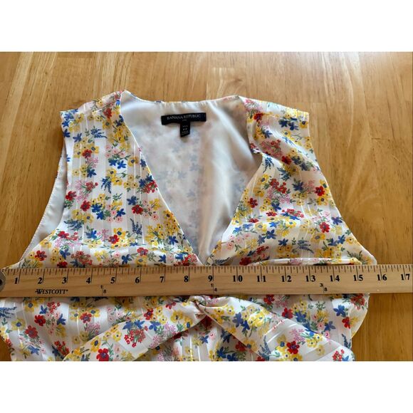 Banana Republic  Twist Knot Front V Neck Ruffle Floral Mini Dress SZ 4/P - Picture 9 of 11
